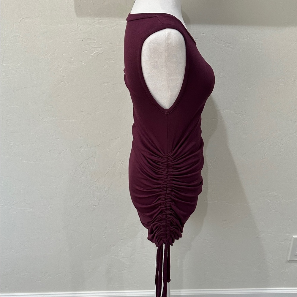 Savvi Sleeveless Burgundy Dress w/side Ruching - Picture 2 of 7